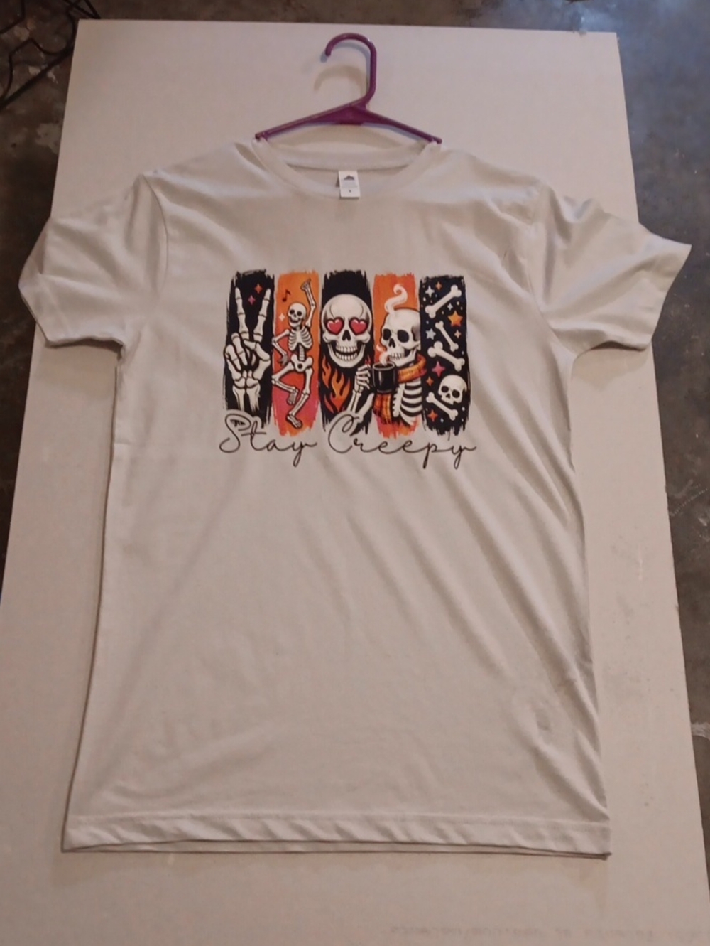 Stay Creepy Graphic Tee - White Skull & Skeleton Design Size Small Adult Gray